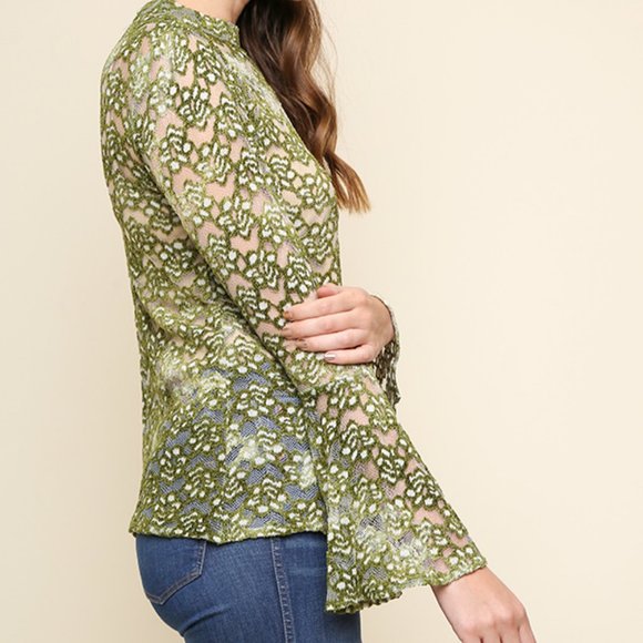 NWT UMGEE FLORAL EMBROIDERED TOP W/BELL SLEEVES - Picture 5 of 10